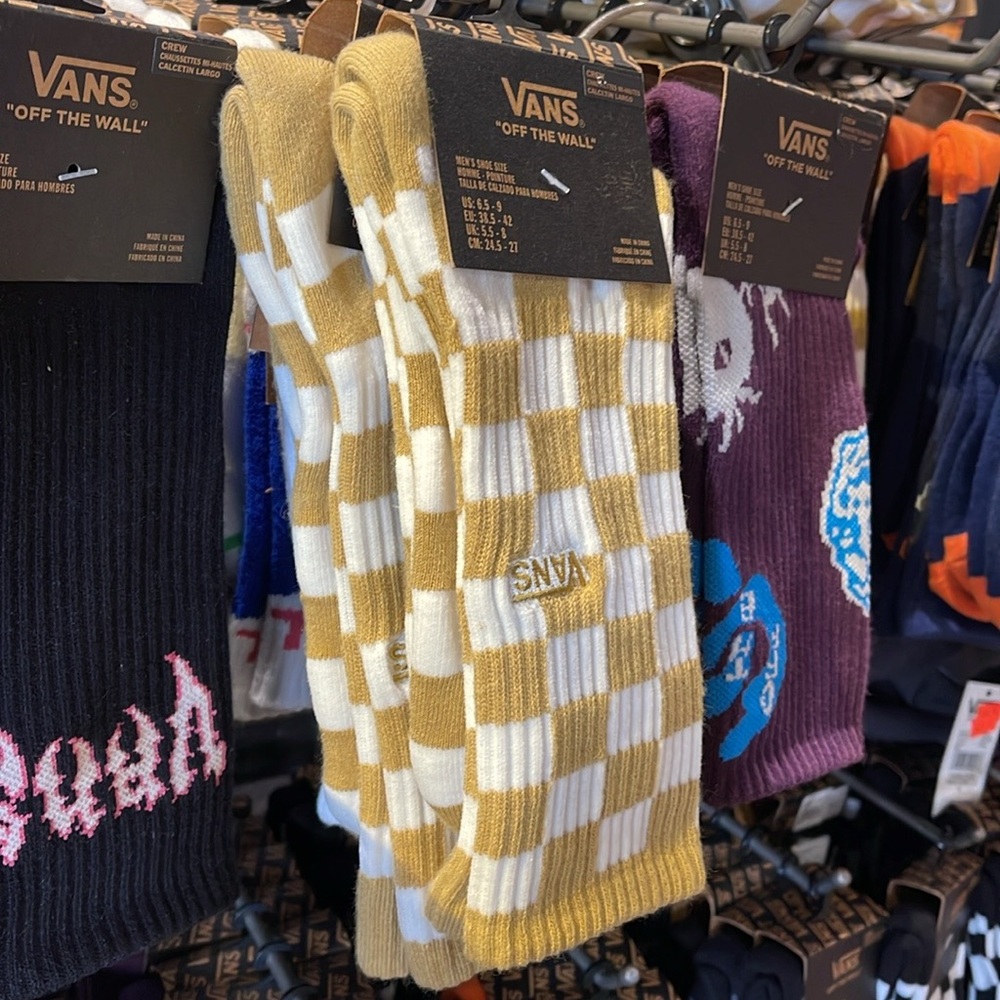 VANS "Off The Wall" socks Checkerboard
NWT (1 pair) - Picture 12 of 16